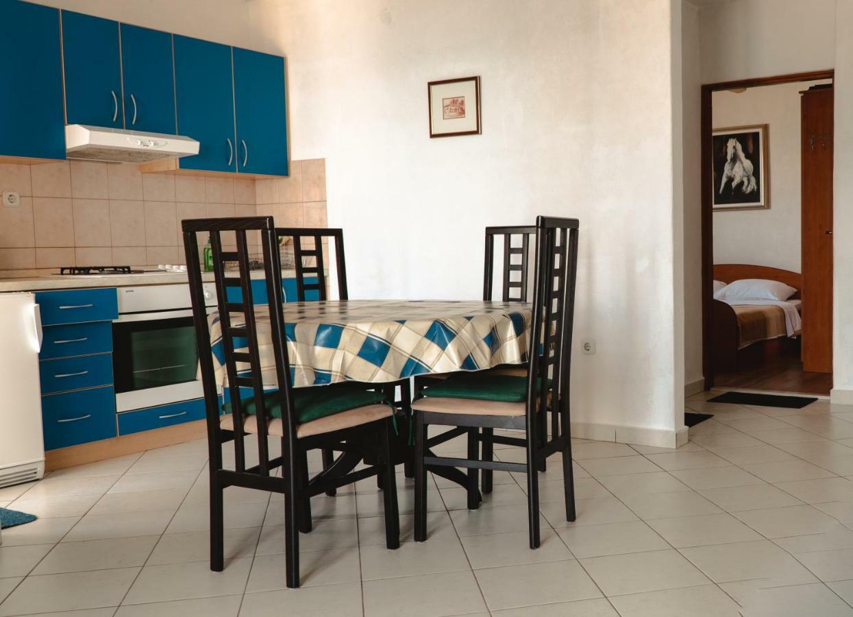 Apartamento Njofra Banj Exterior foto