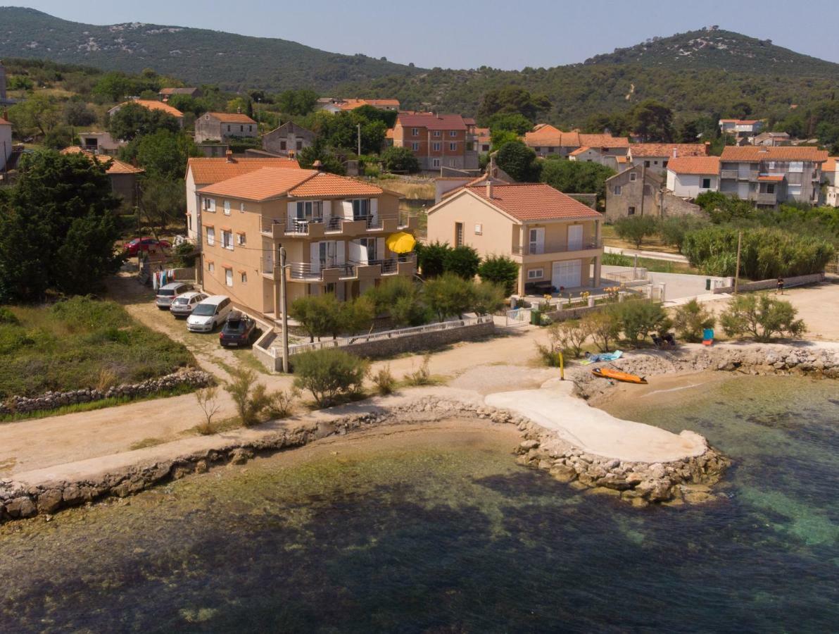 Apartamento Njofra Banj Exterior foto