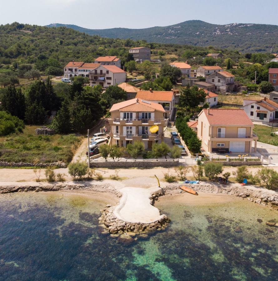 Apartamento Njofra Banj Exterior foto