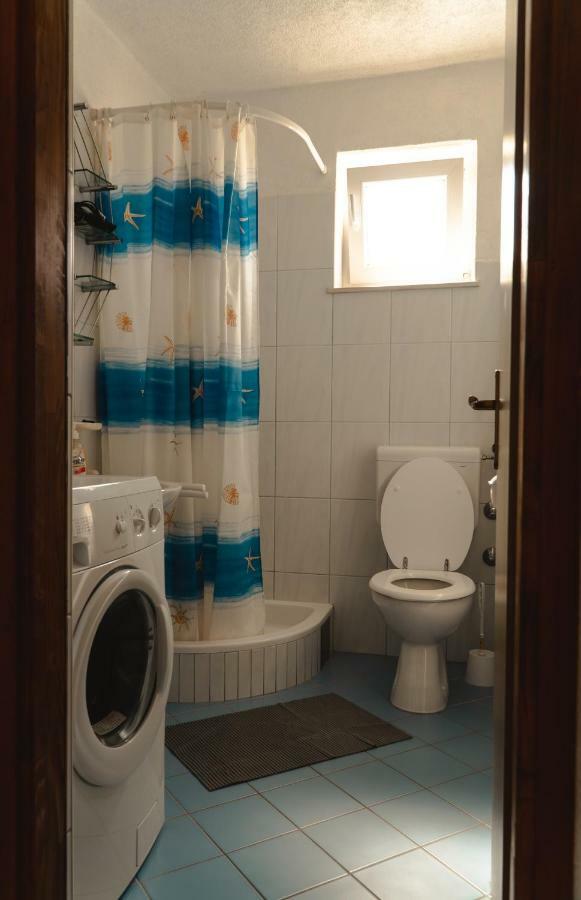 Apartamento Njofra Banj Exterior foto